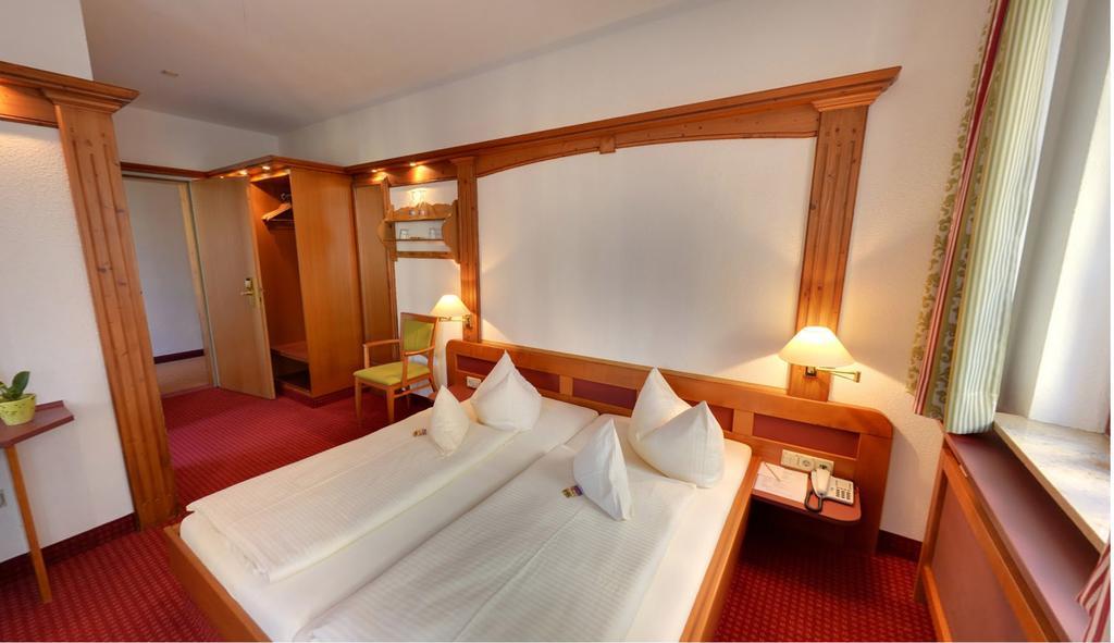 Triple Room,379151554:JPEG
