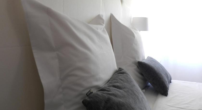 Triple Room,115550747:JPEG