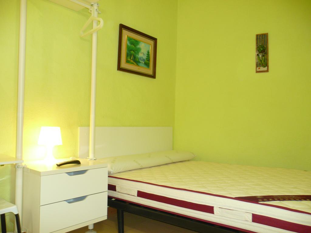 Double Room Shower