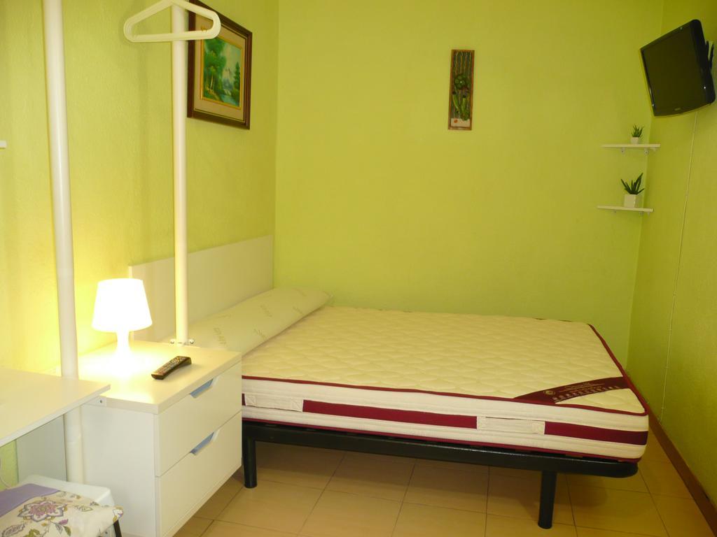 Double Room Shower