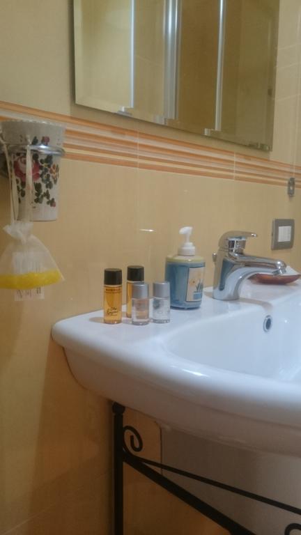 Double Room Private External Bathroom,81227913:JPEG