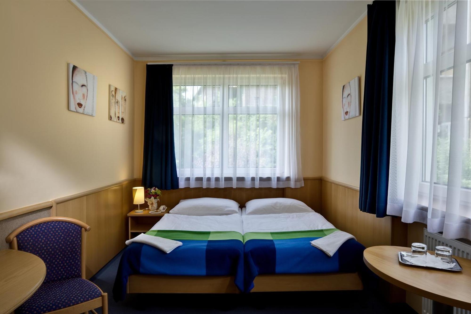Double Room,1209769555:JPEG