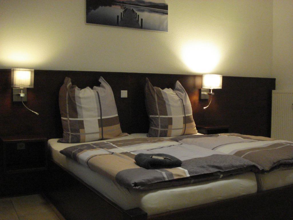 Double Room,389419562:JPEG