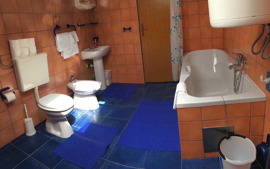 Standard Twin Room,1235080541:JPEG