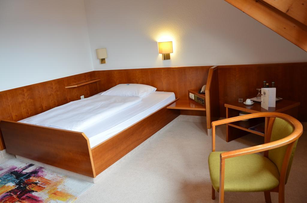 Single Room Lake View