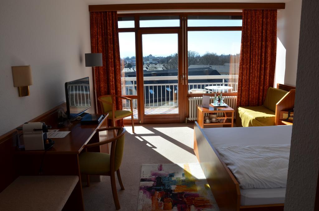 Single Room Lake View