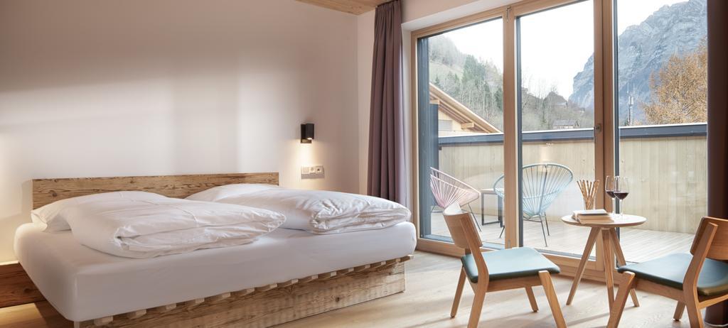 Double Room with Balcony,1499282788:JPEG