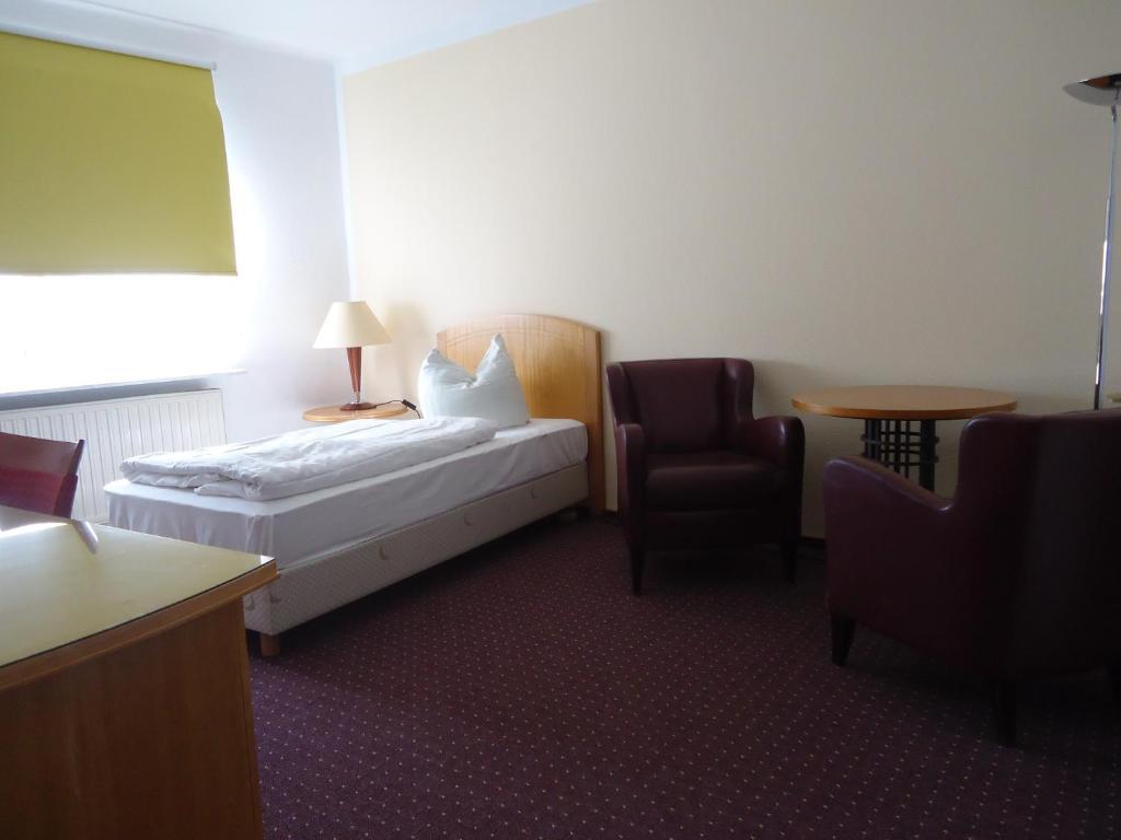 Three-Bedroom Apartment,39490684:JPEG