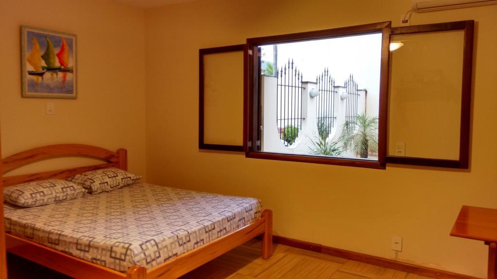 Quarto com Cama Queen-size
