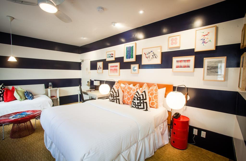 Surf Themed Queen Room