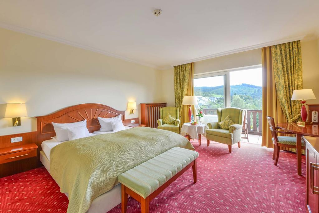Deluxe Double Room Balcony,995305843:JPEG