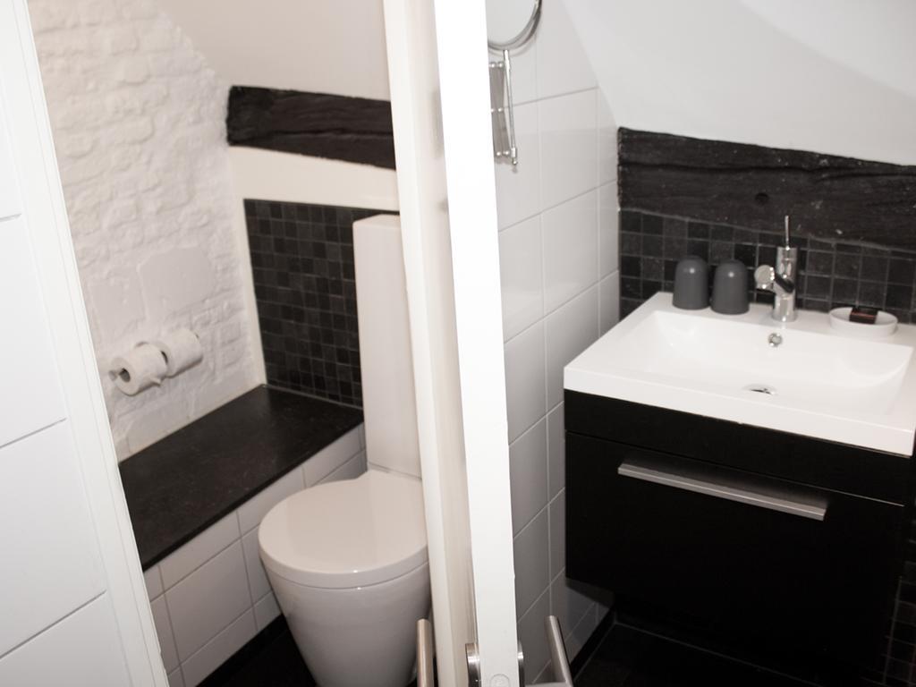 Family Room Shower