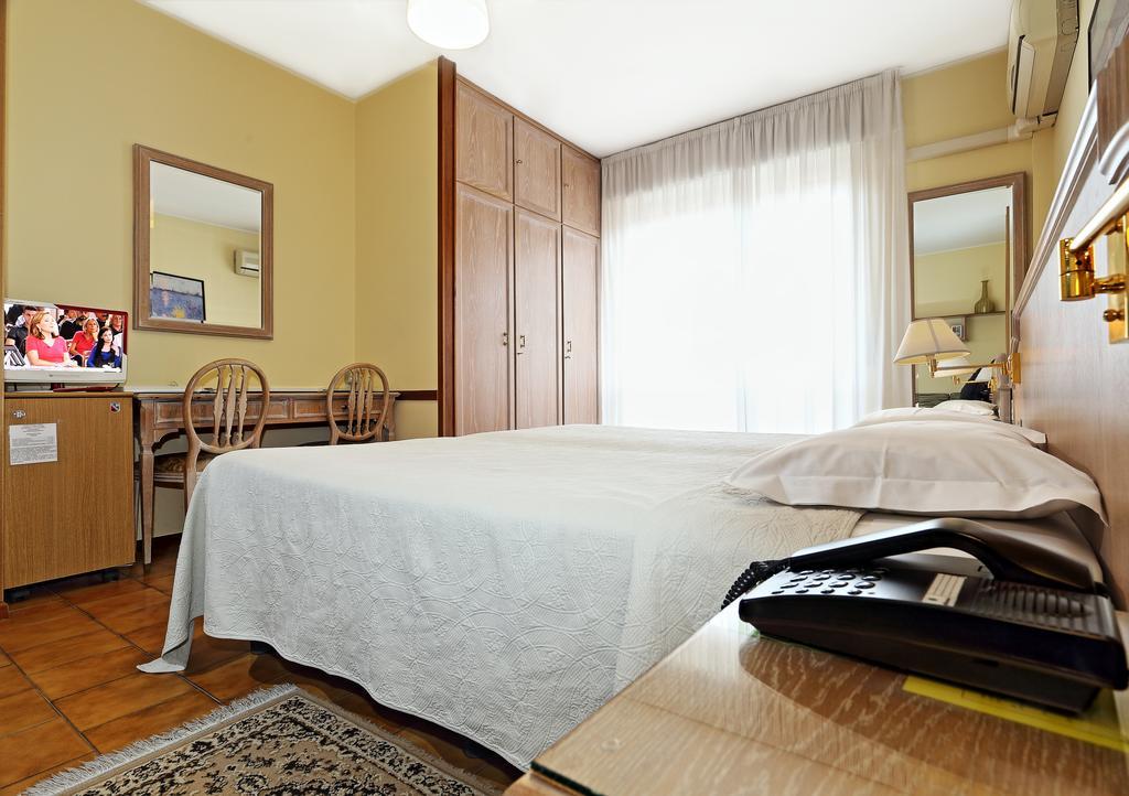One-Bedroom Apartment,396488088:JPEG