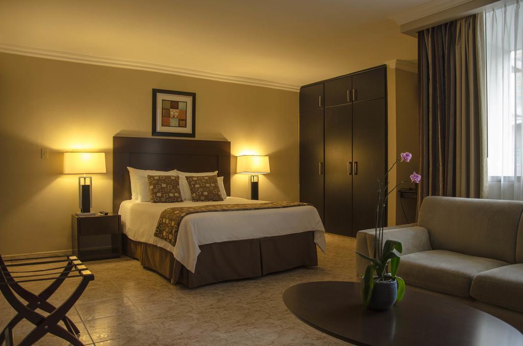 Deluxe Junior Suite