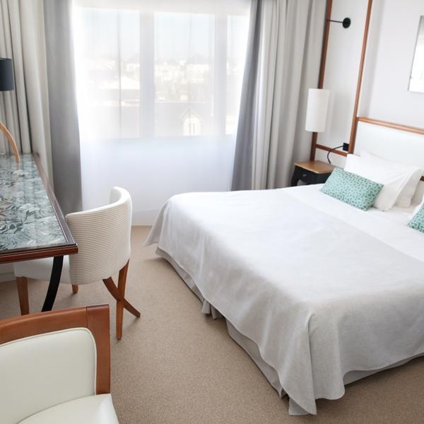 Triple Room City Side