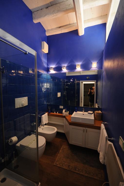 One-Bedroom Apartment access to terrace upper floor
