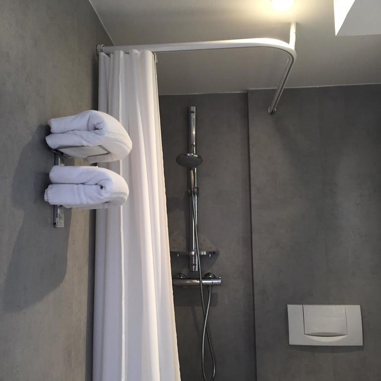 Superior Single Room,507628794:JPEG