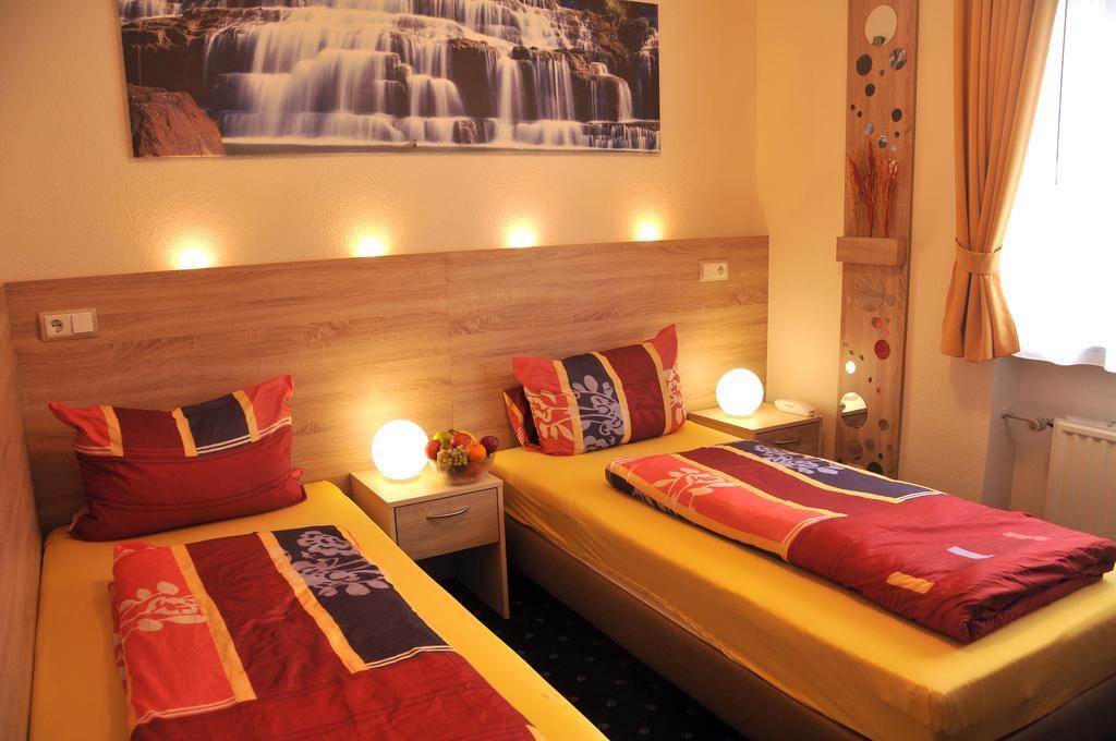 Small Twin Room