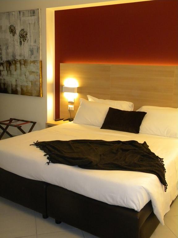 Suite con 2 Camere da Letto con Balcone e Vista Mare - Dependance