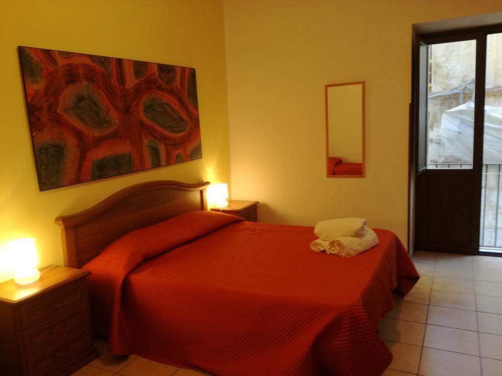 Triple Room,398459244:JPEG