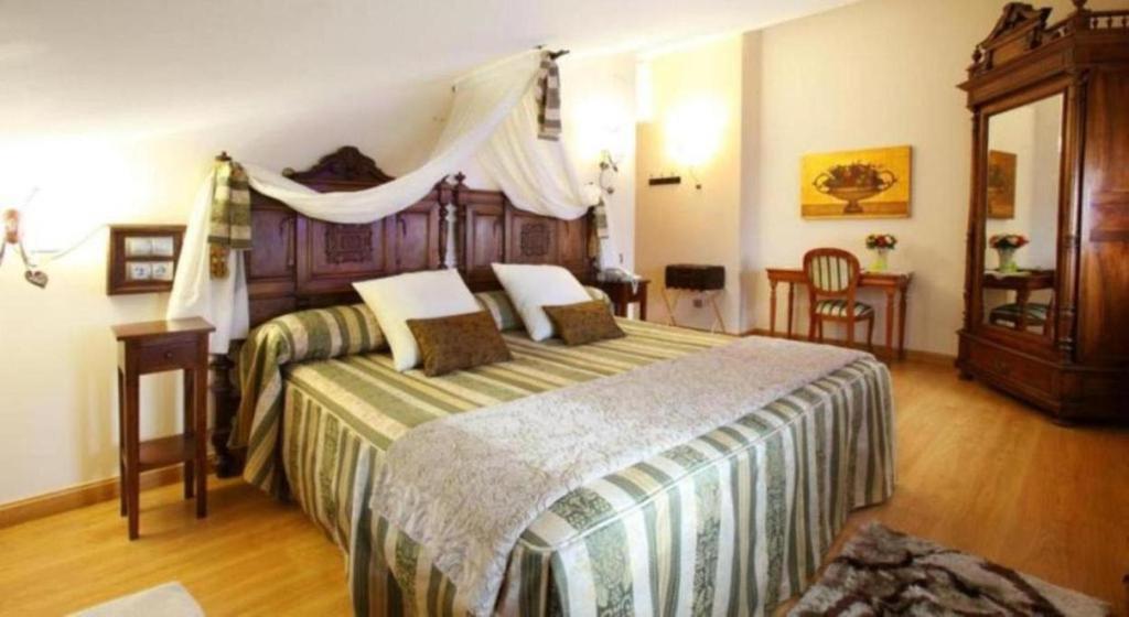 Deluxe Double Room Spa Bath,398609574:JPEG