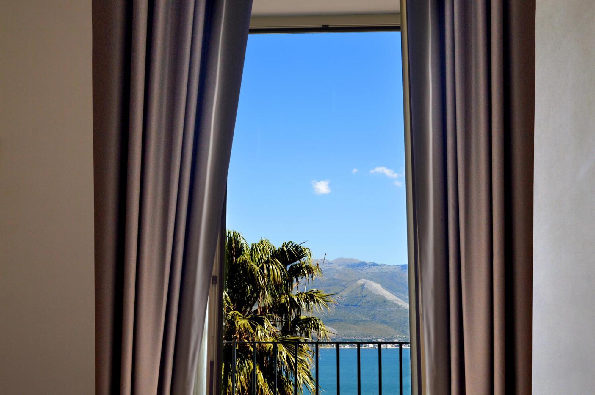Junior Suite with Sea View