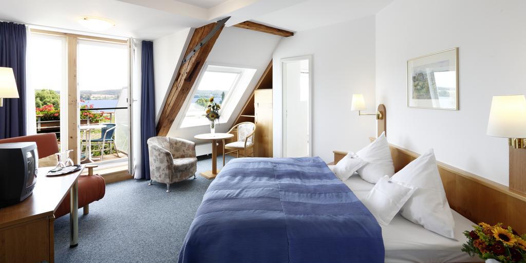 Comfort Double Room Balcony Lake View
