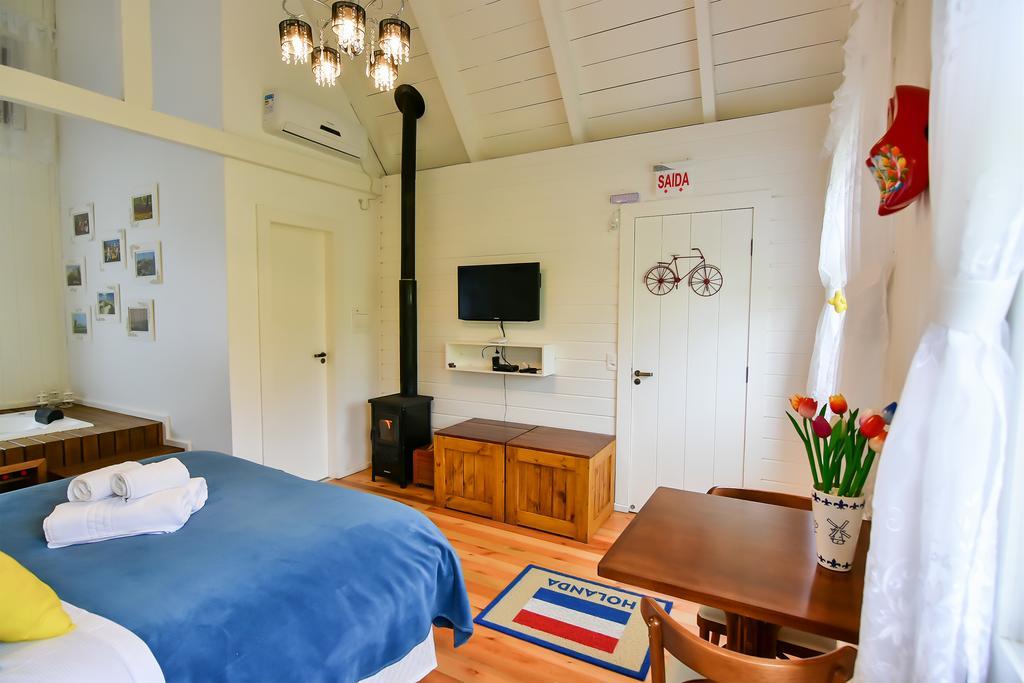 Deluxe Double Room Bath