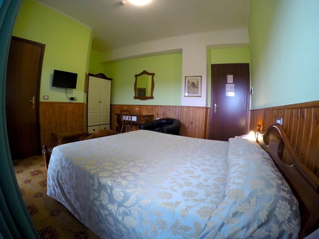 Double Room,400009011:JPEG