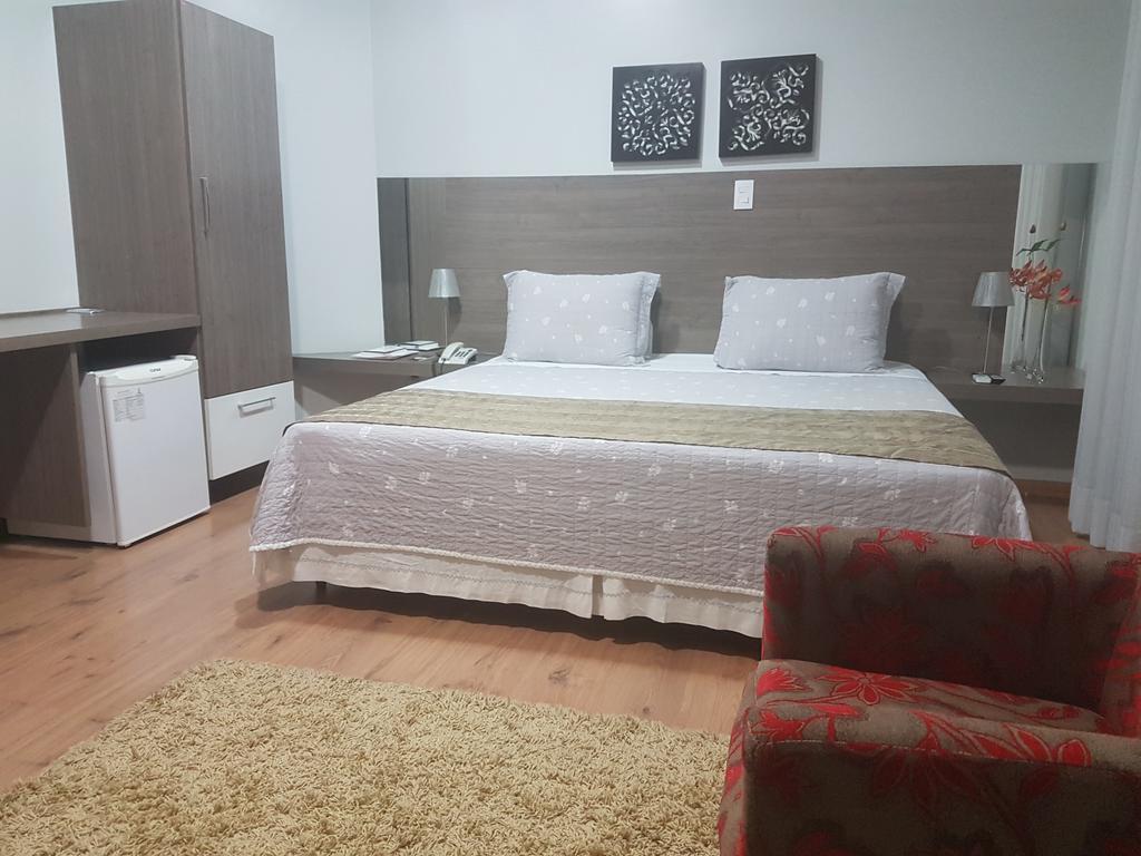Junior Suite,129453510:JPEG