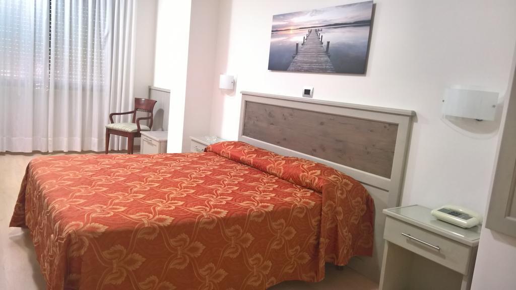Superior Triple Room,413067639:JPEG