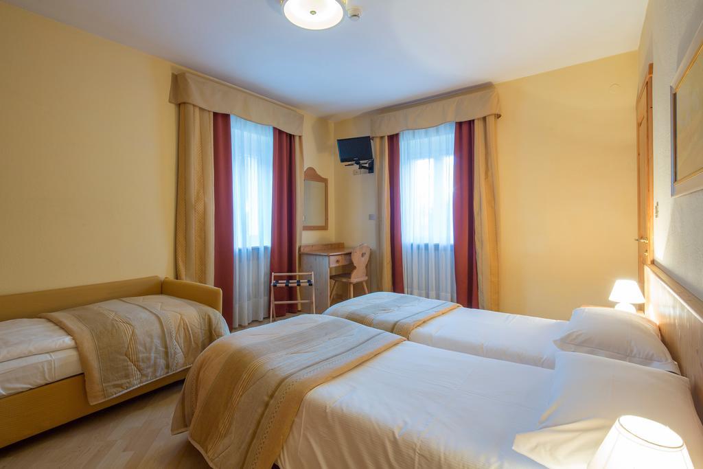 Triple Room,1682939025:JPEG