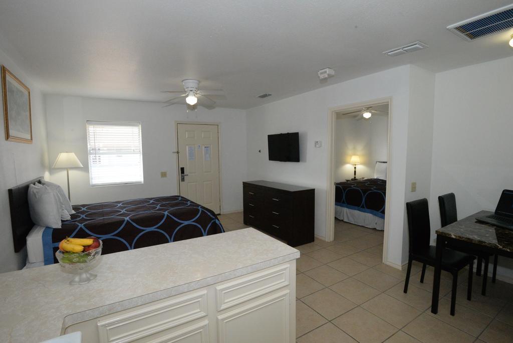 Two-Bedroom Queen Suite Disability Access