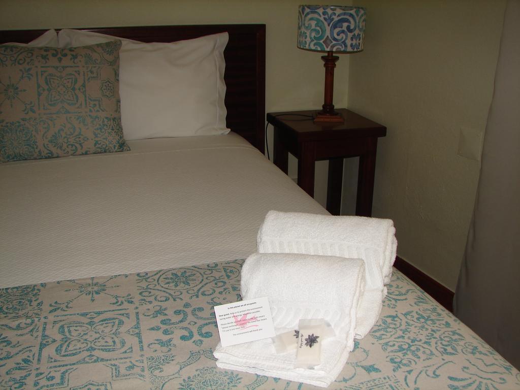 Double Room,402142302:JPEG