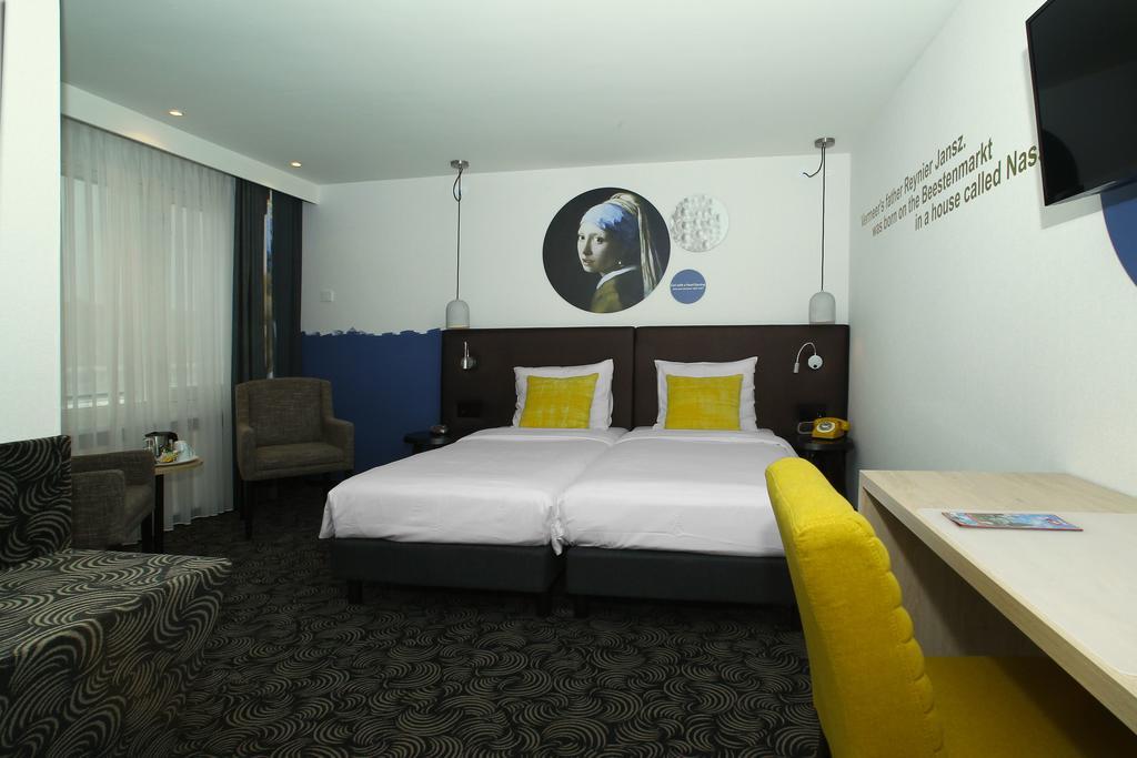 Double or Twin Room,641513526:JPEG