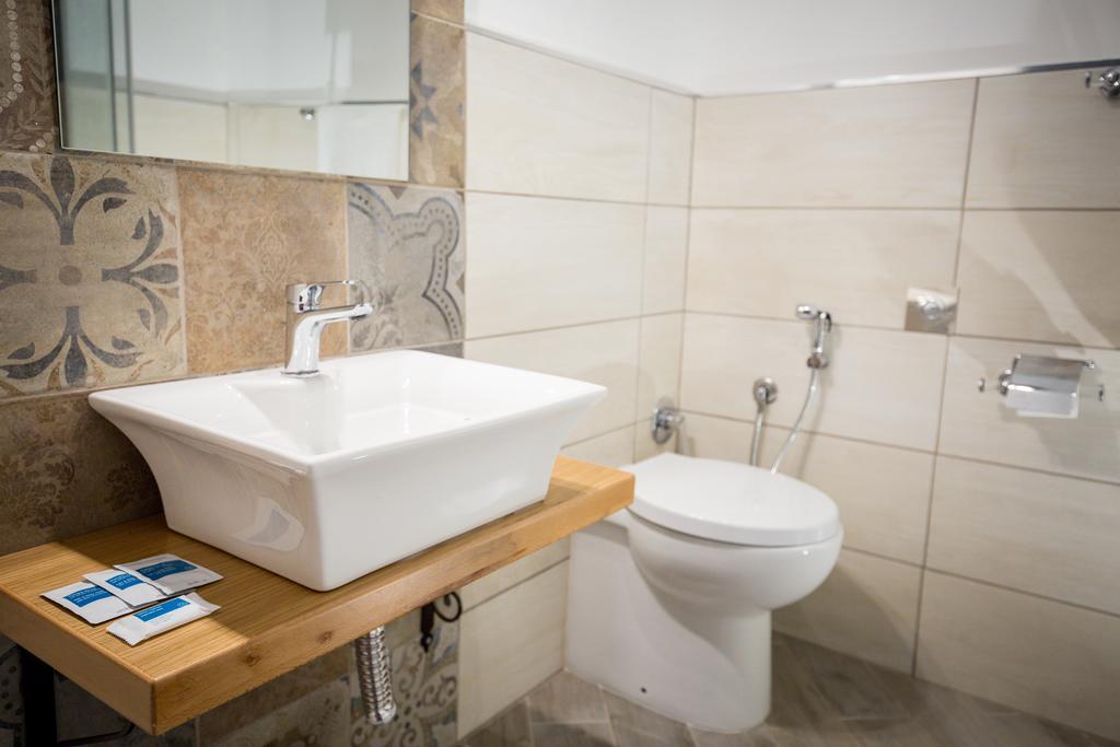 Double Room Private External Bathroom