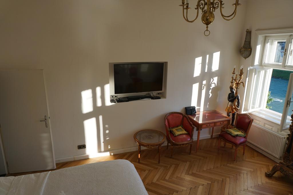 Deluxe Room River View