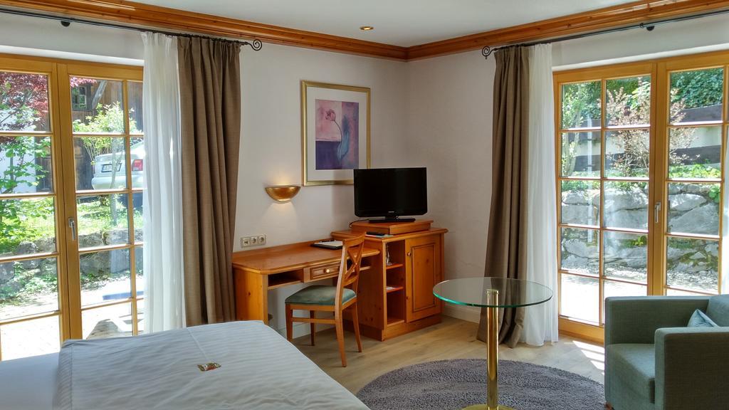 Double Room Queensize 160m mainly Annex