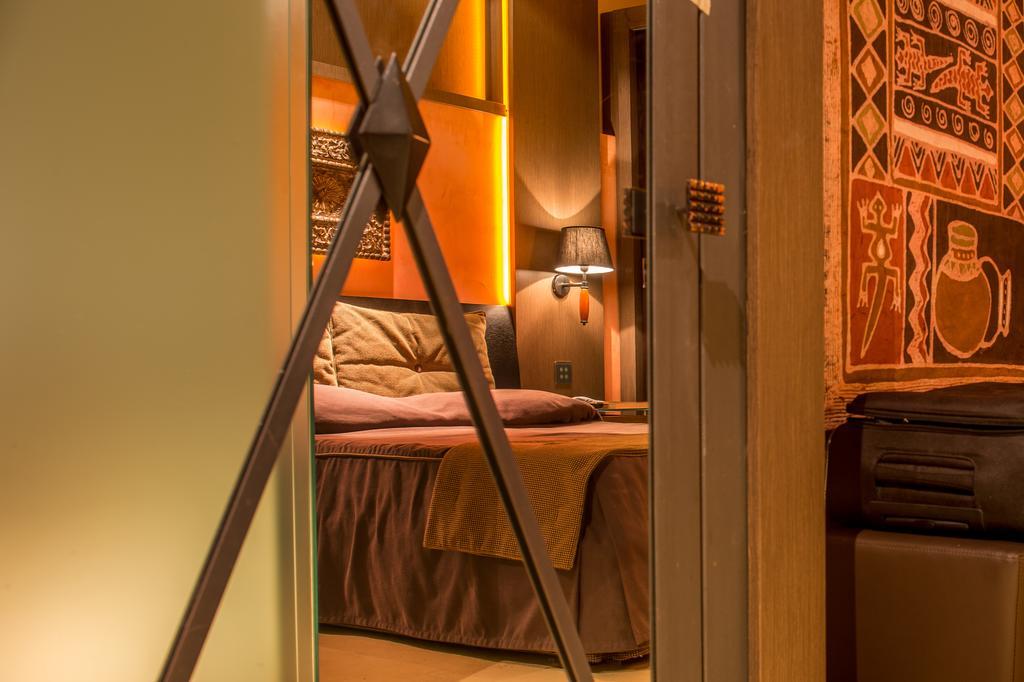 Large Double Room,403365417:JPEG