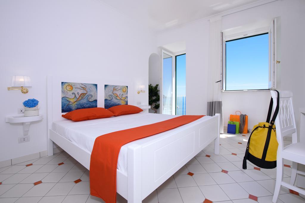 Queen Room Sea View