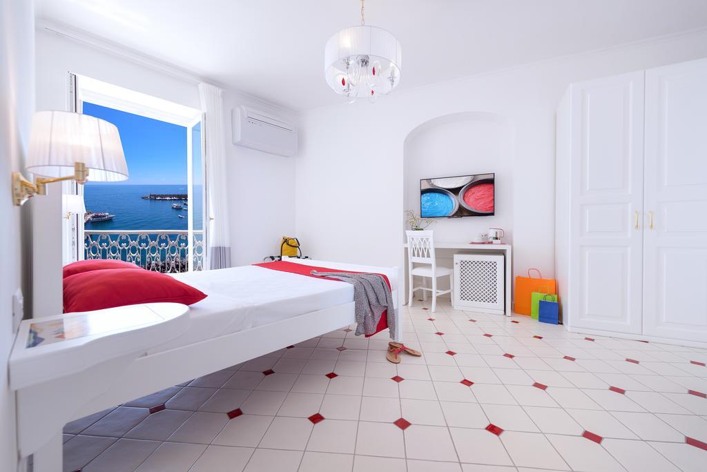Queen Room Sea View