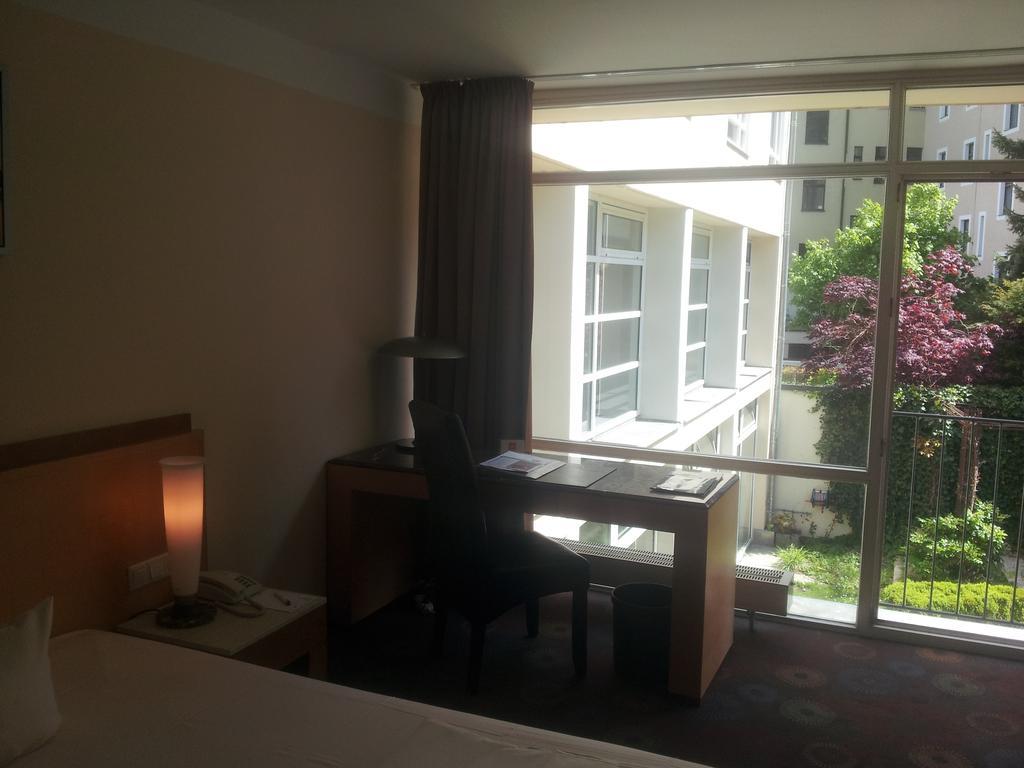 Classic Room
