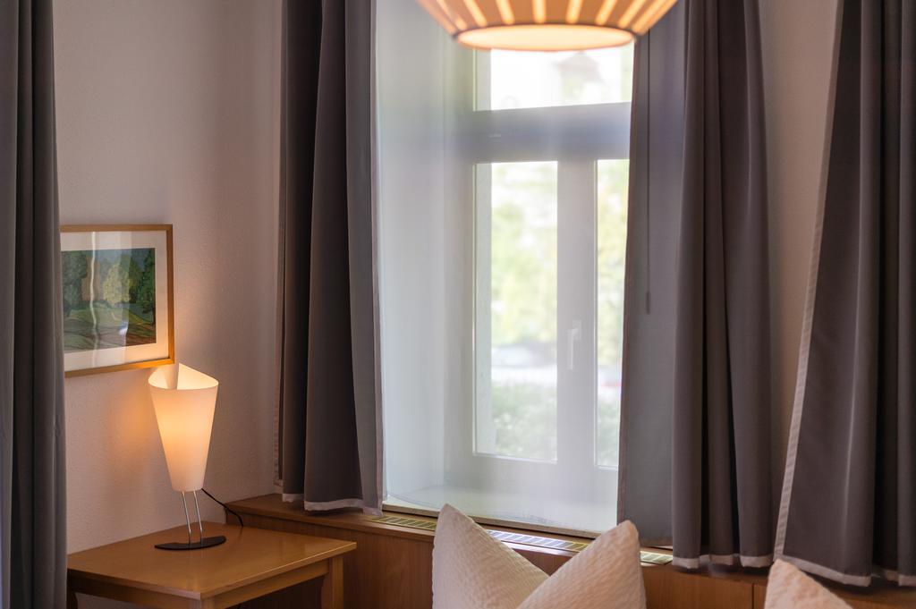 Double Room,404413266:JPEG