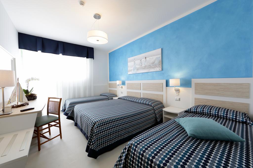 Quadruple Room,404588352:JPEG