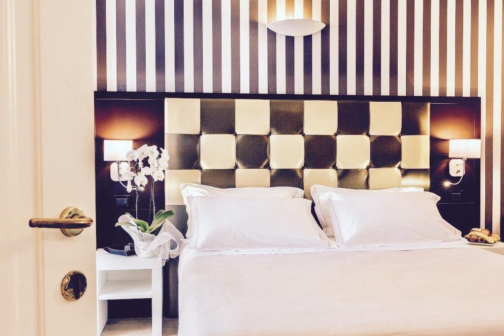 Classic Double or Twin Room,405263004:JPEG