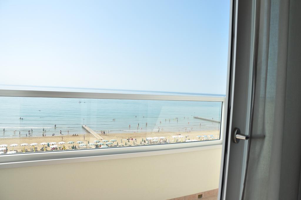Double or Twin Room Sea View,1746874053:JPEG