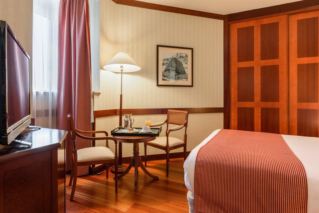 Junior Suite,701524543:JPEG