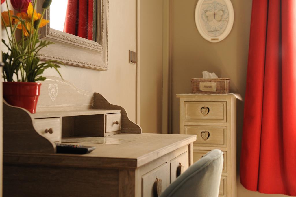 Double Room,407548875:JPEG