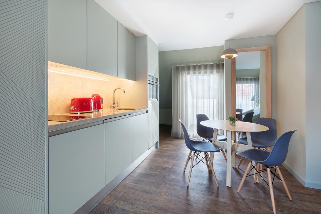 Two-Bedroom Apartment,822721493:JPEG