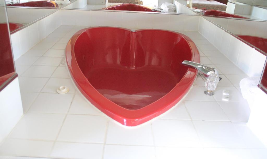 Suite Nupcial con bañera de hidromasaje